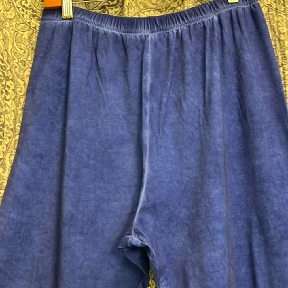 Cynthia Ashby Leggings - Picture 2 of 8